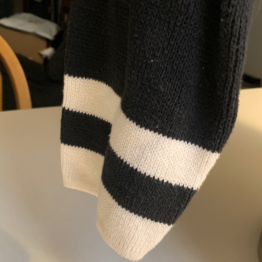 Sandylo Vintage  Nautical Sweater with Embellised Ship Design - Picture 5 of 11